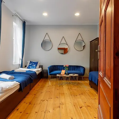 Chopin Park Apartment
